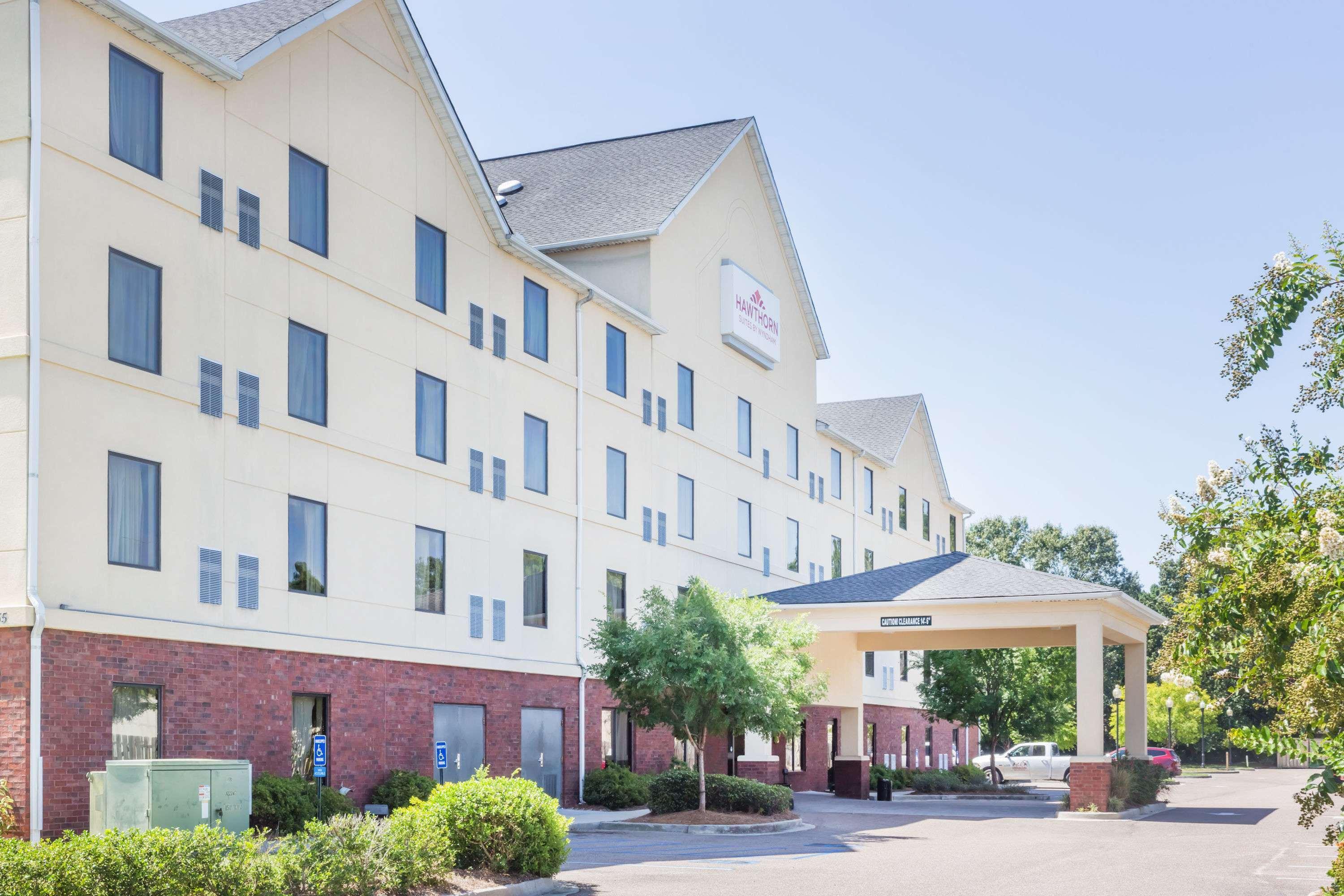 Отель Clarion Pointe Charleston - West Ashley Экстерьер фото
